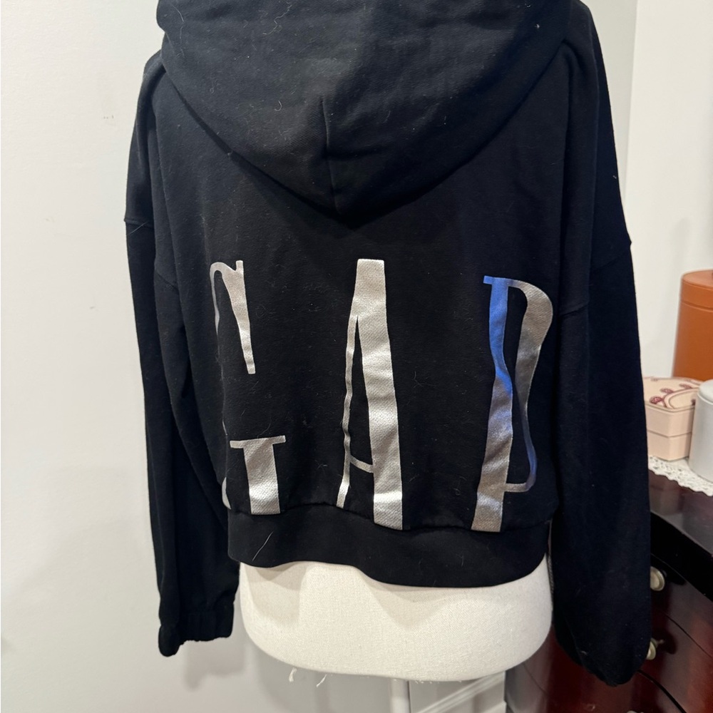 GAP Black Long Sleeve Hoodie - Picture 5 of 6